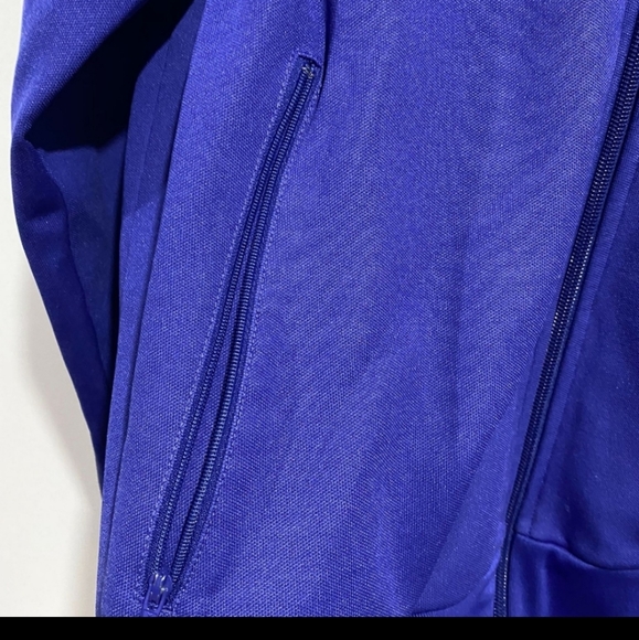 Real madrid full zipp sweater size xl - Picture 5 of 5